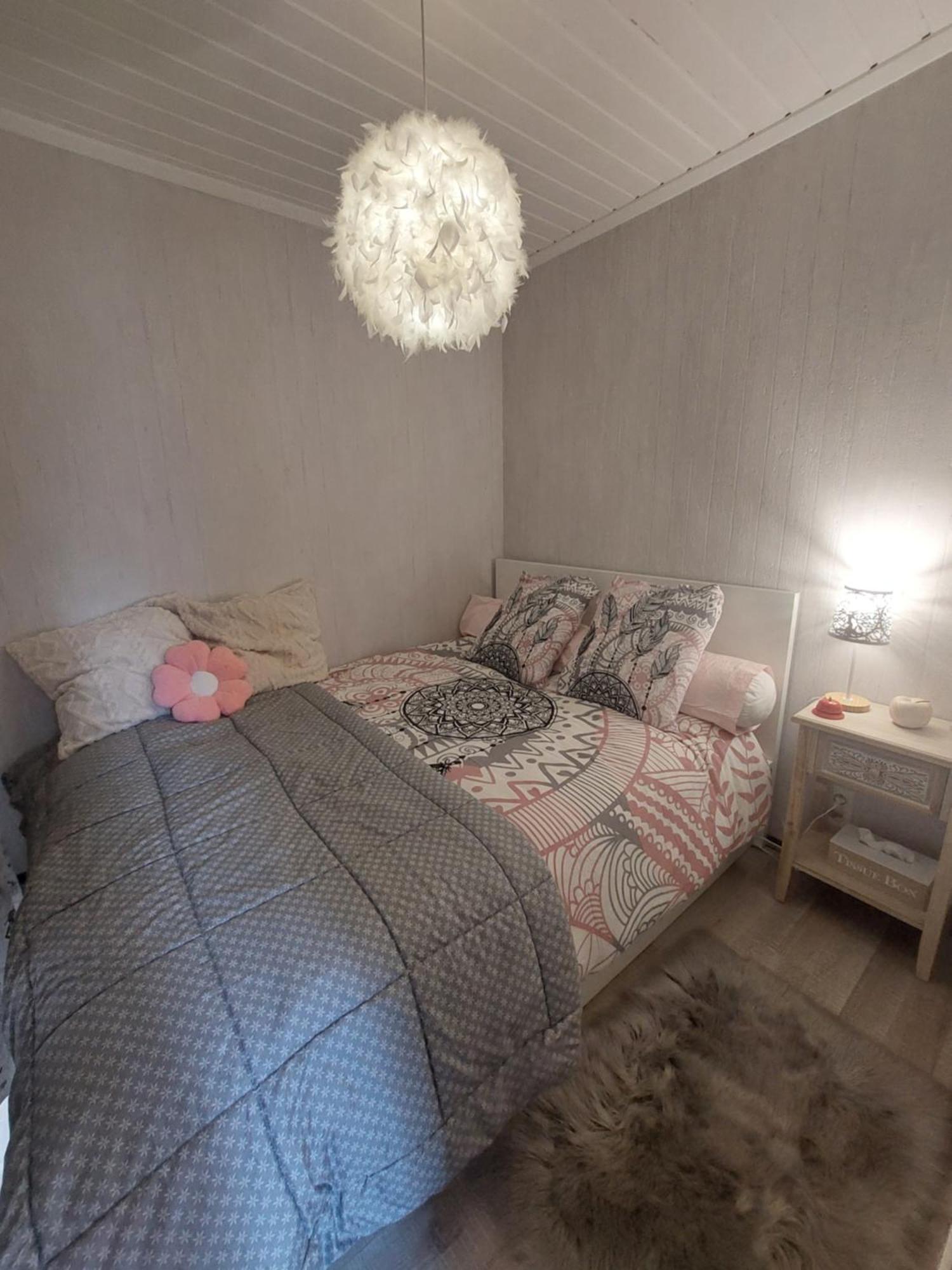 Le Petit Chalet - Bungalow Waulsort Zewnętrze zdjęcie